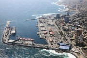 Puerto de Antofagasta de sur a norte